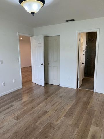 283 NW 36th Avenue, Deerfield Beach, FL 33442