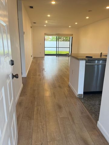 283 NW 36th Avenue, Deerfield Beach, FL 33442