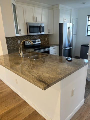 283 NW 36th Avenue, Deerfield Beach, FL 33442