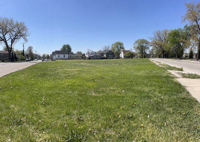 251 E Jackson Street, Joliet, IL 60432