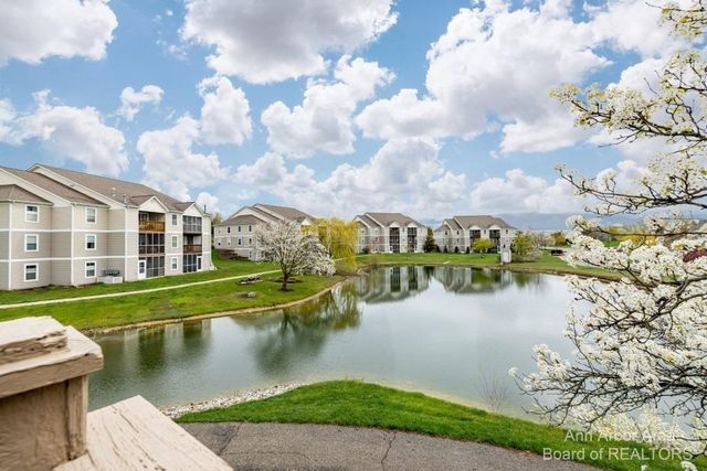 1573 Oakfield Drive, Ann Arbor, MI 48108