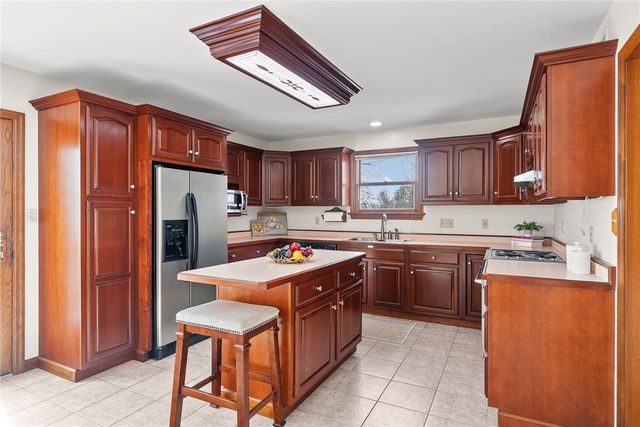 333 Jacks Run Rd, Ross Twp, PA 15202