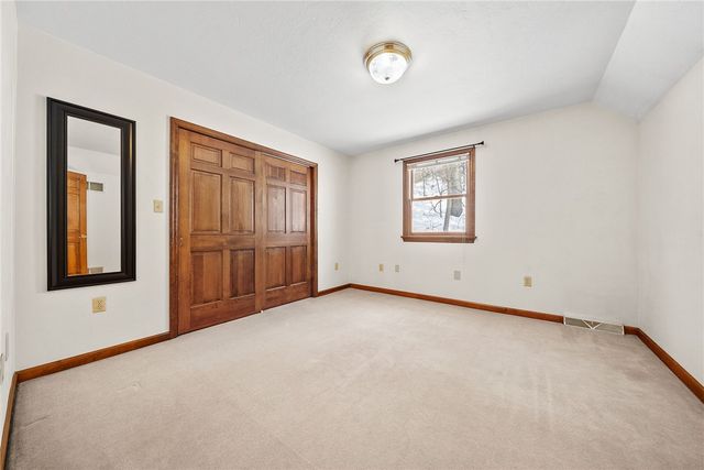 333 Jacks Run Rd, Ross Twp, PA 15202