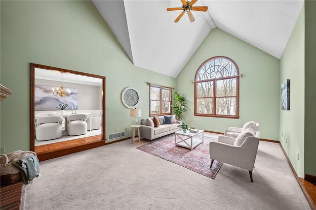 333 Jacks Run Rd, Ross Twp, PA 15202