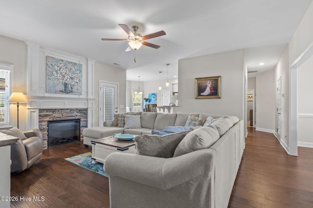 112 Peletier Shores Drive, Swansboro, NC 28584