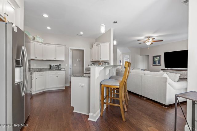 112 Peletier Shores Drive, Swansboro, NC 28584