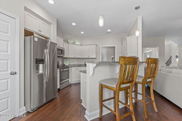 112 Peletier Shores Drive, Swansboro, NC 28584