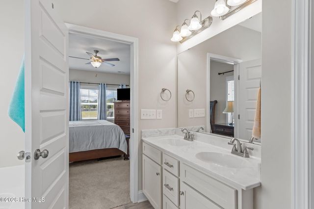 112 Peletier Shores Drive, Swansboro, NC 28584