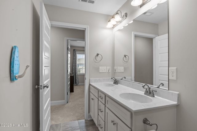 112 Peletier Shores Drive, Swansboro, NC 28584