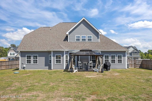 112 Peletier Shores Drive, Swansboro, NC 28584