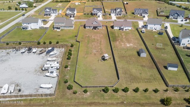 112 Peletier Shores Drive, Swansboro, NC 28584