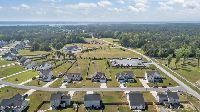 112 Peletier Shores Drive, Swansboro, NC 28584