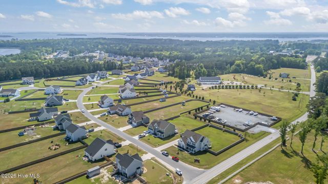 112 Peletier Shores Drive, Swansboro, NC 28584