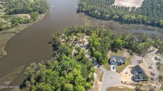 112 Peletier Shores Drive, Swansboro, NC 28584