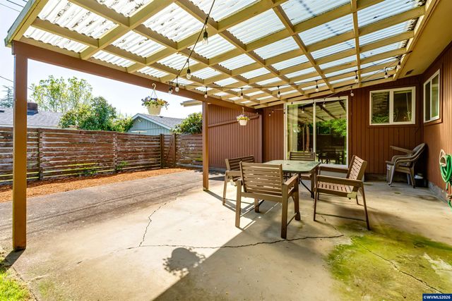 3715 NW Fillmore Av, Corvallis, OR 97330