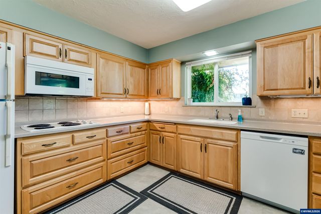 3715 NW Fillmore Av, Corvallis, OR 97330