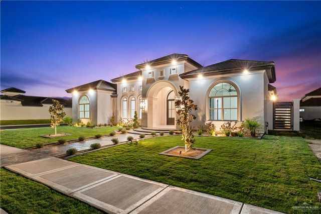 1800 S Queen Street, Edinburg, TX 78539