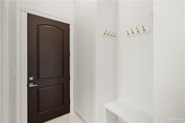 1800 S Queen Street, Edinburg, TX 78539