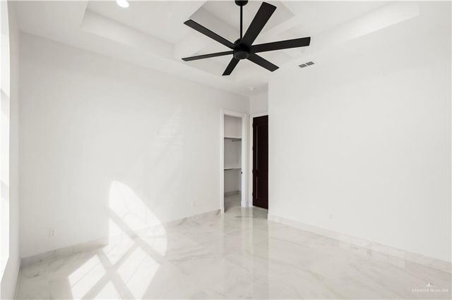 1800 S Queen Street, Edinburg, TX 78539