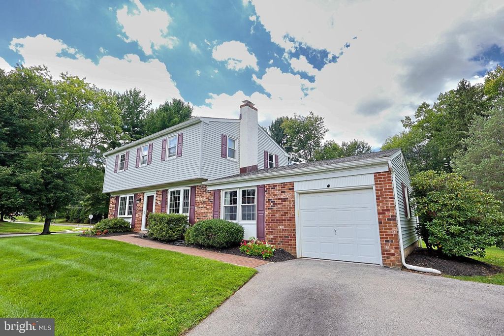 128 WEBER RD, NORTH WALES, PA 19454 — photo 2