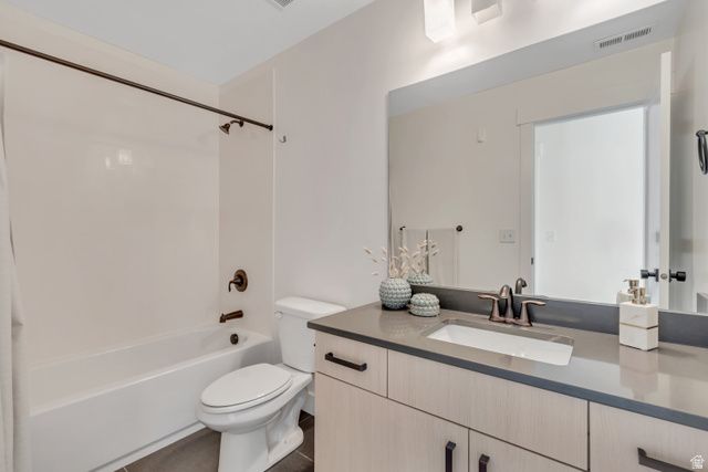 4967 W BARBUDA LN, Herriman, UT 84096