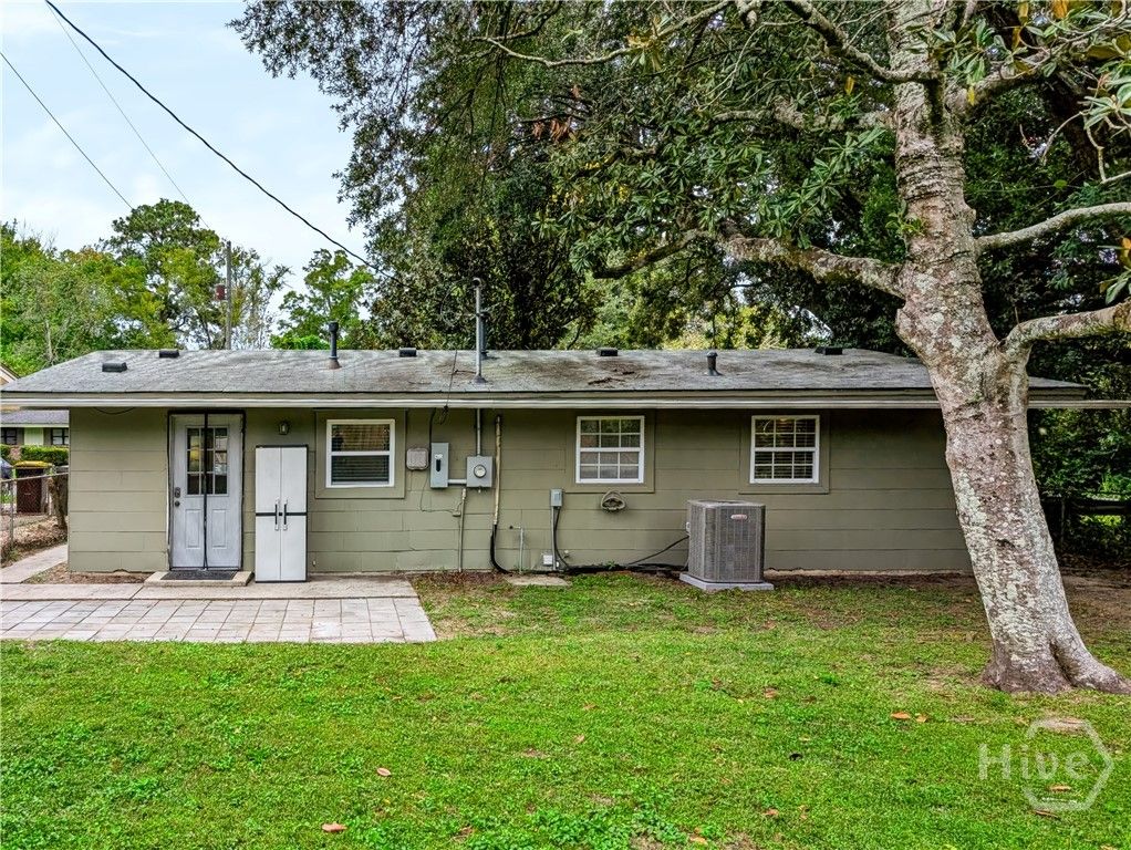 Image 29 of property listing at 2615 Mississippi Avenue, Savannah, GA 31404