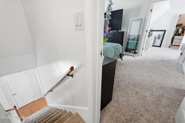 3617 Sundance Dr, New Albany, IN 47150