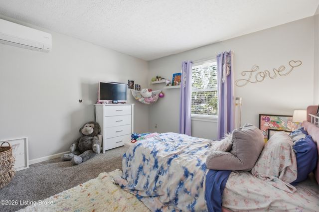 3617 Sundance Dr, New Albany, IN 47150