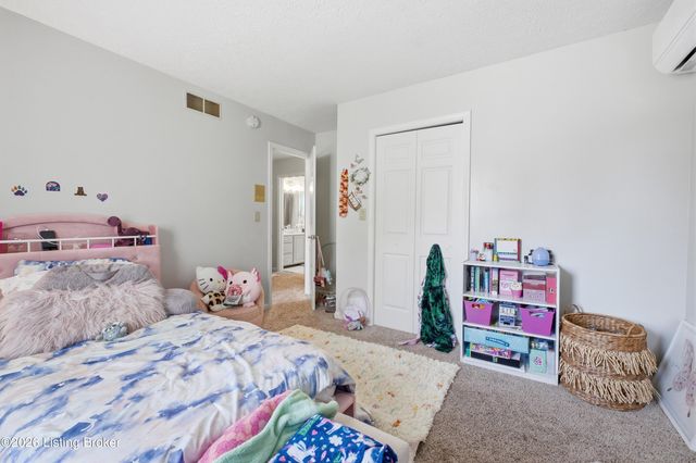 3617 Sundance Dr, New Albany, IN 47150