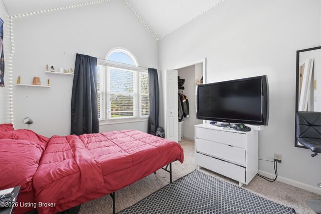 3617 Sundance Dr, New Albany, IN 47150