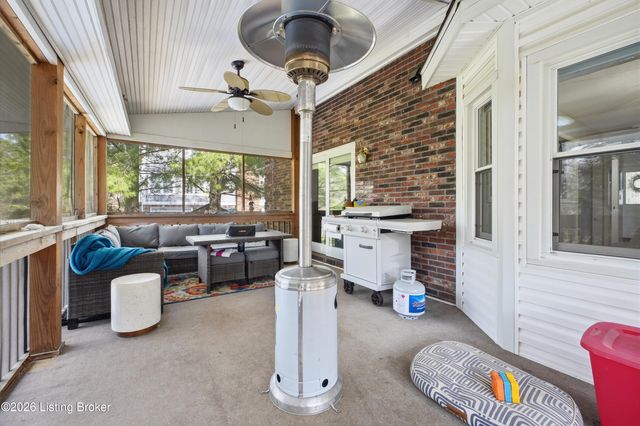 3617 Sundance Dr, New Albany, IN 47150