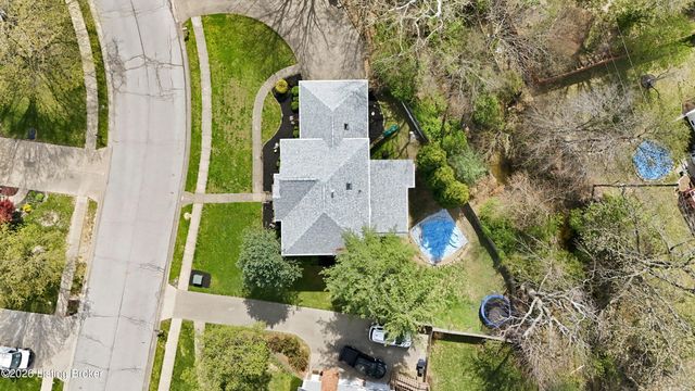 3617 Sundance Dr, New Albany, IN 47150