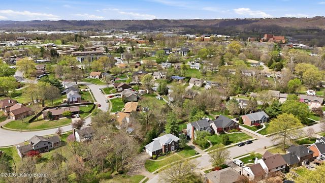 3617 Sundance Dr, New Albany, IN 47150