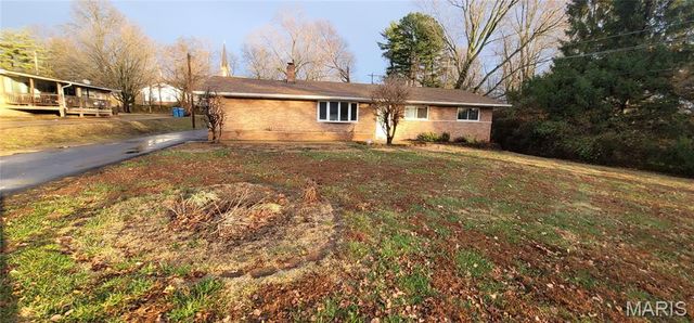 12350 Centerbrook Drive, Black Jack, MO 63033