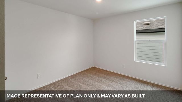 232 Arnold Loop, Uhland, TX 78640