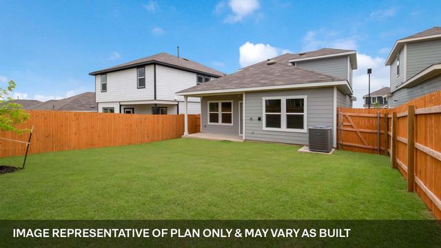 232 Arnold Loop, Uhland, TX 78640