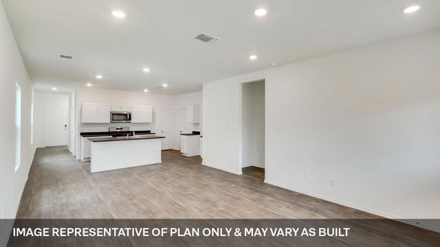 232 Arnold Loop, Uhland, TX 78640