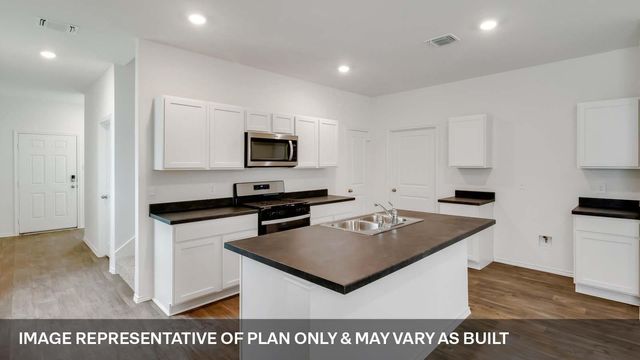 232 Arnold Loop, Uhland, TX 78640