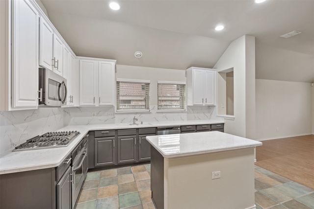 1032 Bending Oak Drive, Cedar Hill, TX 75104