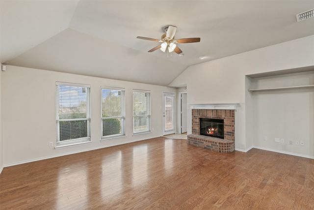 1032 Bending Oak Drive, Cedar Hill, TX 75104