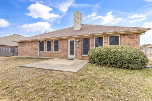 1032 Bending Oak Drive, Cedar Hill, TX 75104