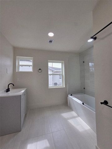 4607 Englewood Street, Houston, TX 77026