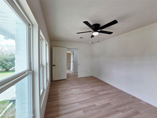 4607 Englewood Street, Houston, TX 77026