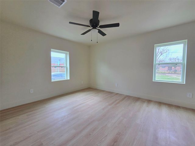 4607 Englewood Street, Houston, TX 77026