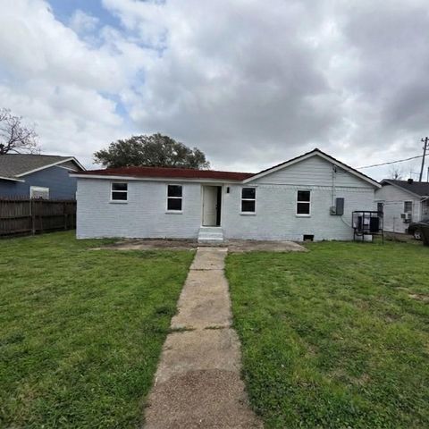 4607 Englewood Street, Houston, TX 77026