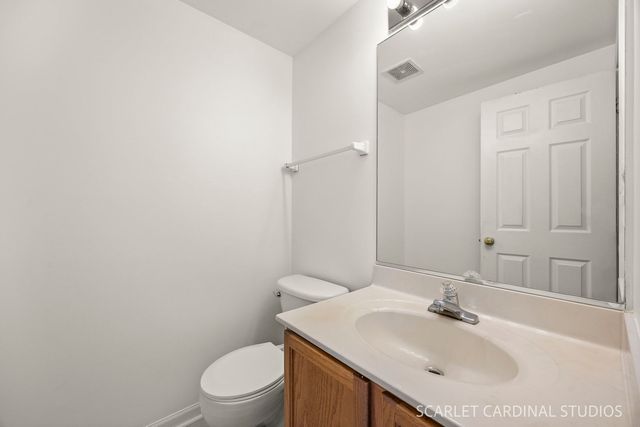 2125 W Concord Lane 2125, Addison, IL 60101