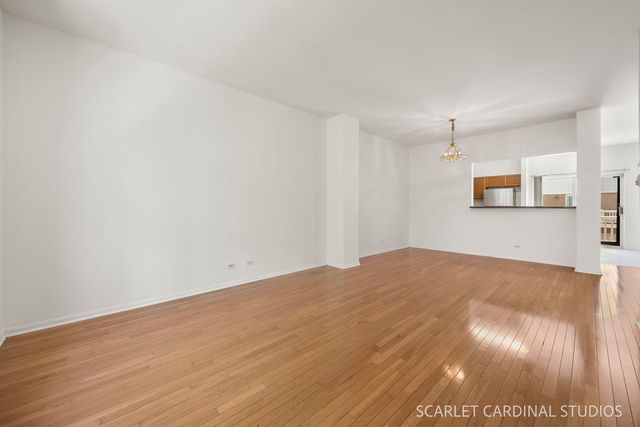 2125 W Concord Lane 2125, Addison, IL 60101