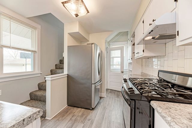 4915 Edward Avenue, Downers Grove, IL 60515