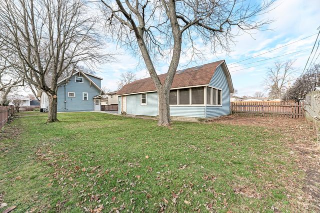 4915 Edward Avenue, Downers Grove, IL 60515