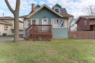 4915 Edward Avenue, Downers Grove, IL 60515